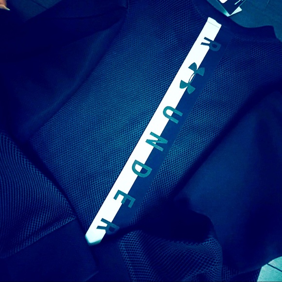 Under Armour Mesh Gym Casual Sweater - Picture 1 of 9